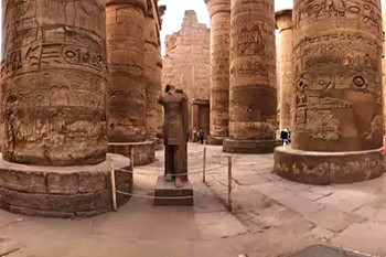 Luxor | Oeste y Este photo